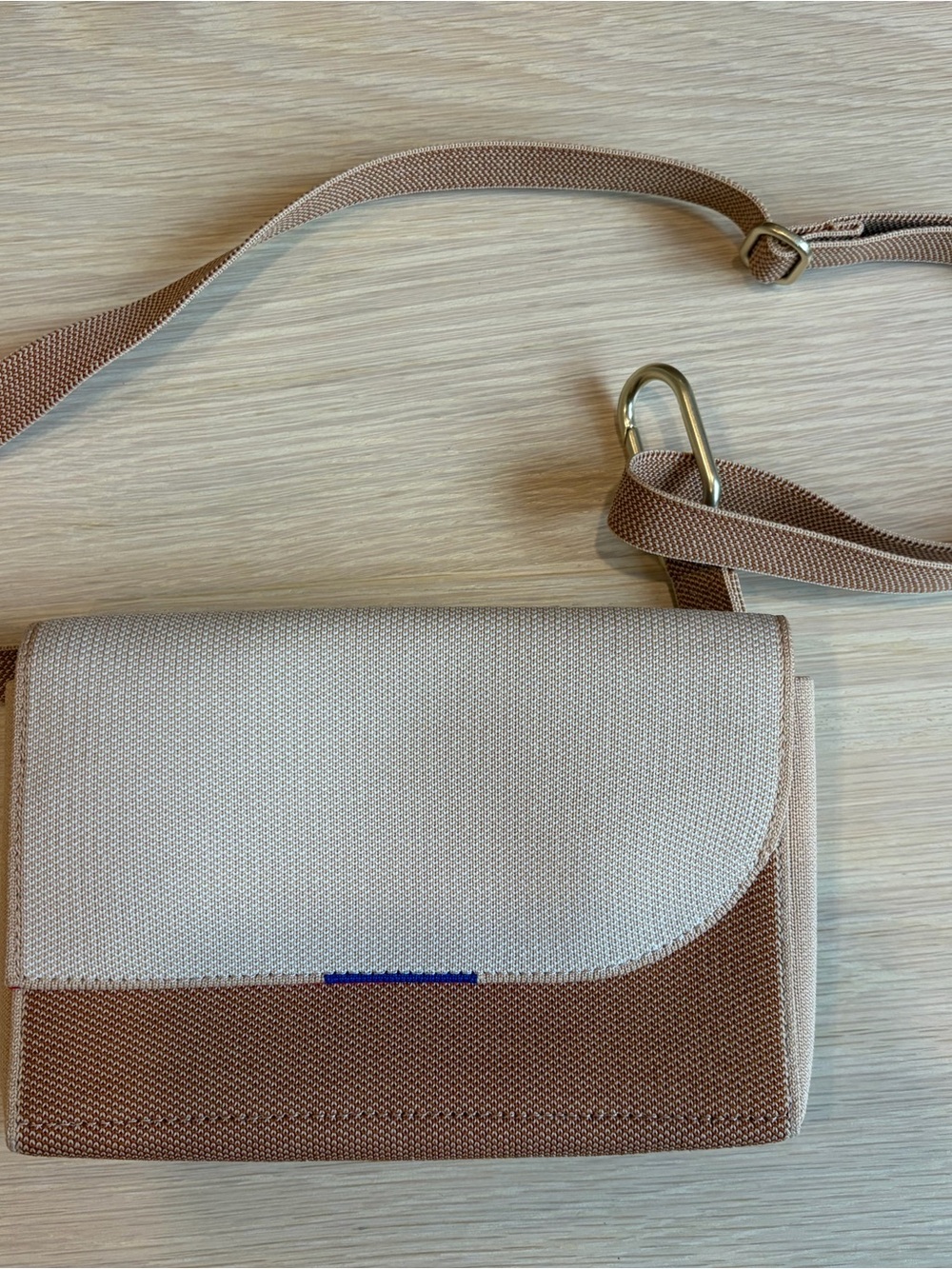 NWOT Rothy’s belt bag in biscotti brown